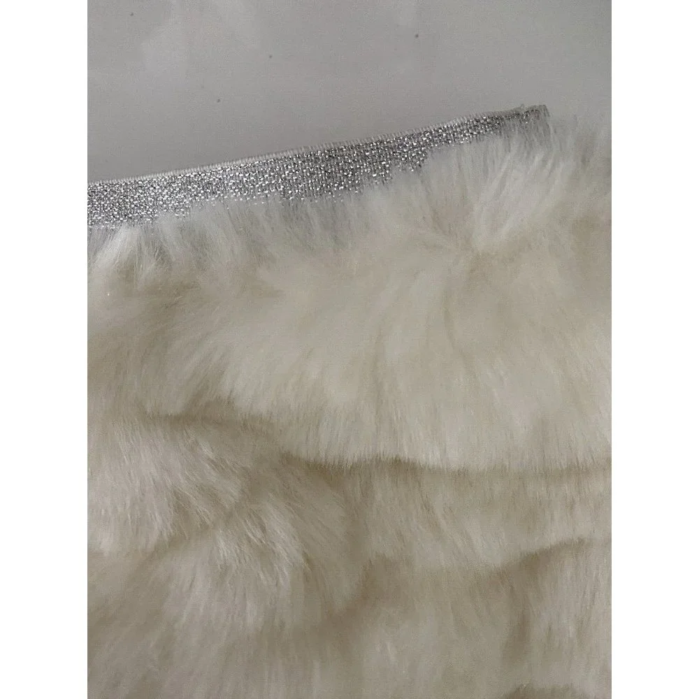 Toddler Girls Cream and Silver Faux Fur Skirt Size 3T Fuzzy Warm Stylish Elastic